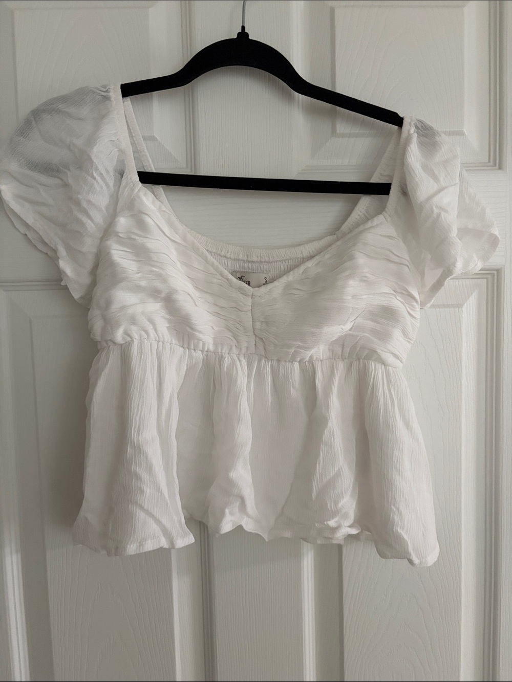 White Women's Peplum Puff-Sleeve Top